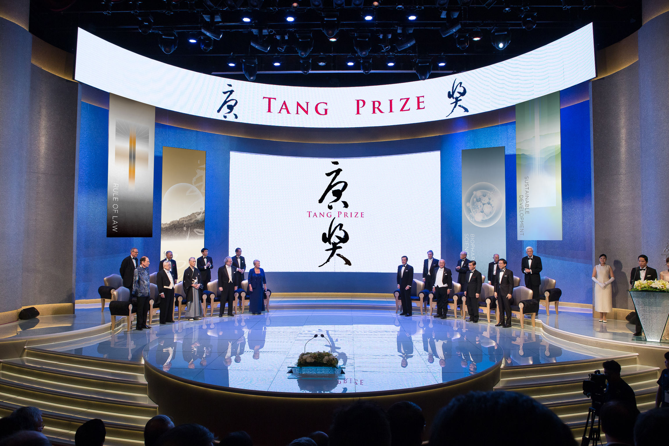 Tang Prize Image Scroll