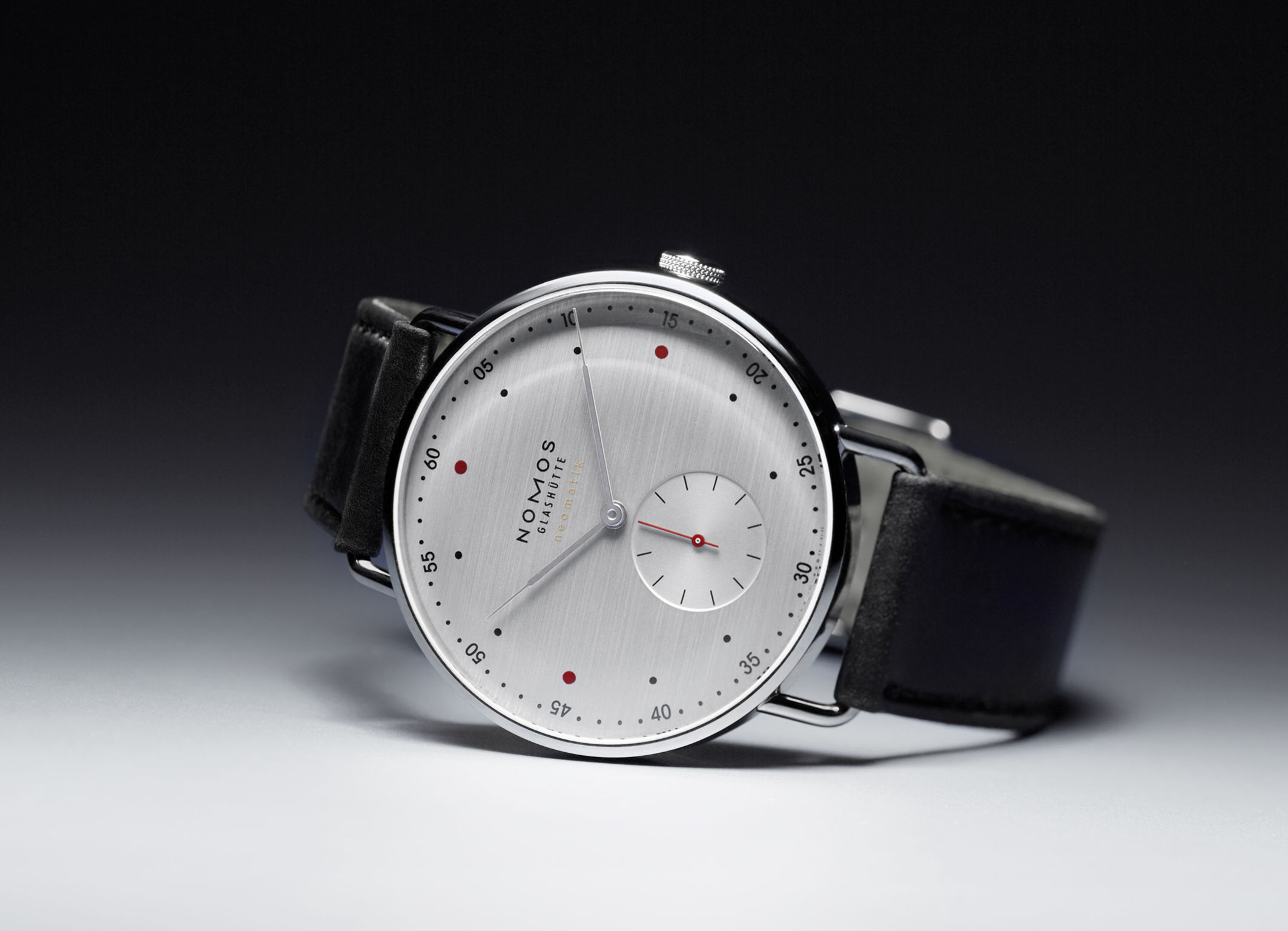 nomos metro neomatik 39