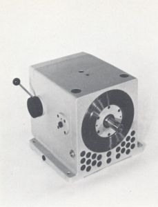 Hydrostatitisches Kompaktgetriebe E 75
