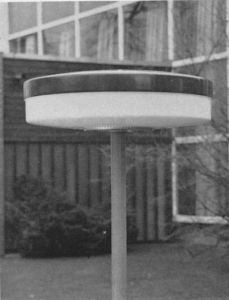 Zylinderförmige Aufsatzleuchte  /1968