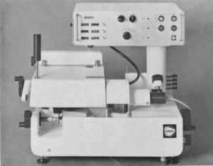 Brillenglas-Randbearbeitungs-Automat WECO D 111  /1973