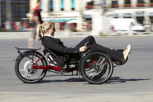 recumbent urban tricycle