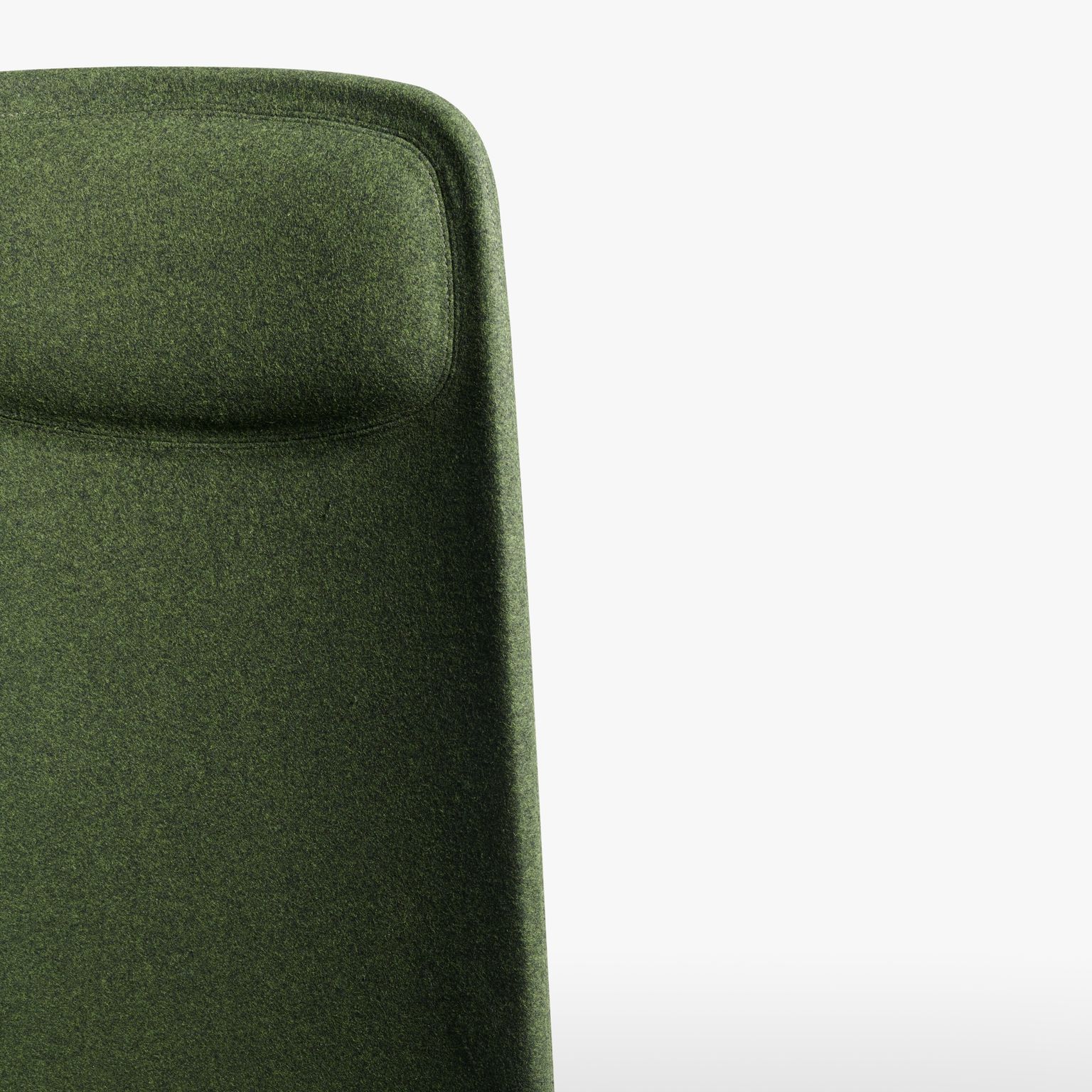 LAND lounge chair upholstered